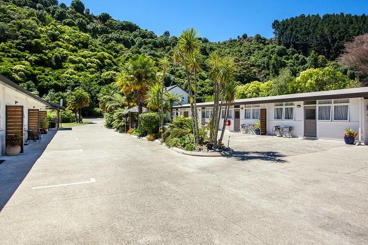 Amber Court Motel Уакатане Екстериор снимка
